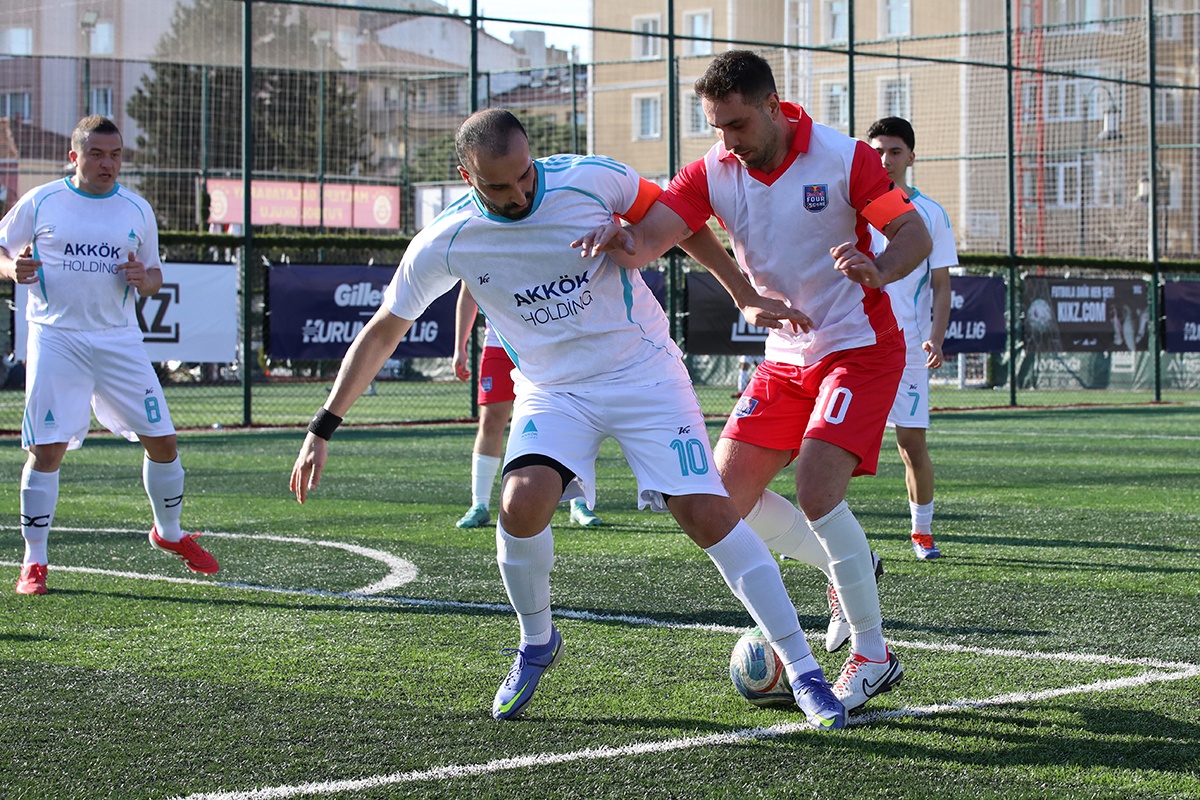 Akkök Holding 3 Puanla Başladı