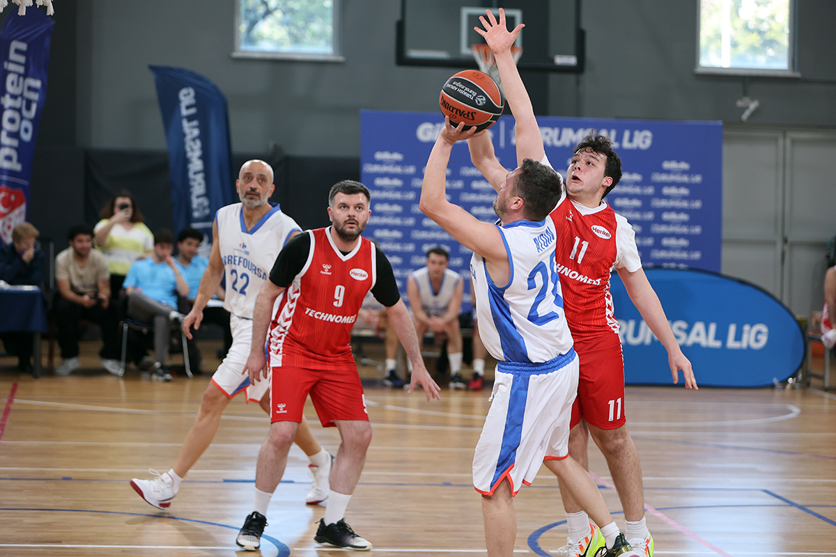 Yarı Final Maçları Nefes Kesti, Finalin Adı Belli Oldu!