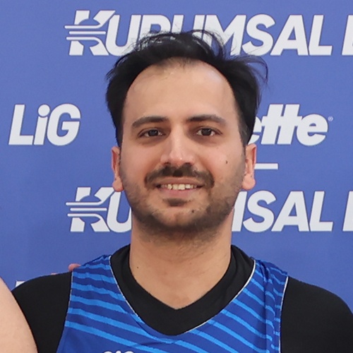 Nazmi Özgür Başkan