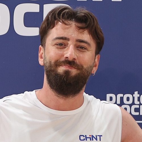 Şafak Kutlu