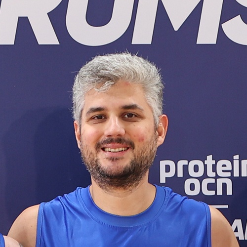 Efe Sezer