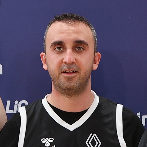 Özer Öztürk